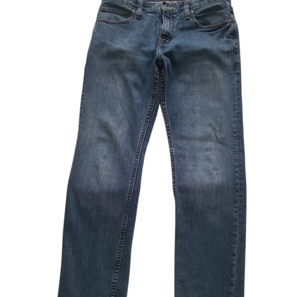 Arizona Jean Company Men's Straight Jeans in Faded Blue